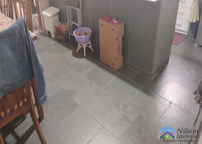 f9d1eb4a-45f8-4c90-aa4a-579efb24fb87.jpg